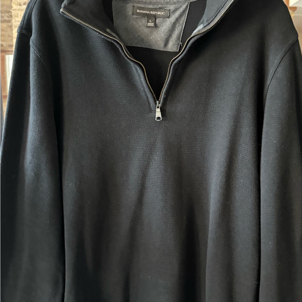 Banana Republic Black Men's Quarter Zip Pull Over Sweater